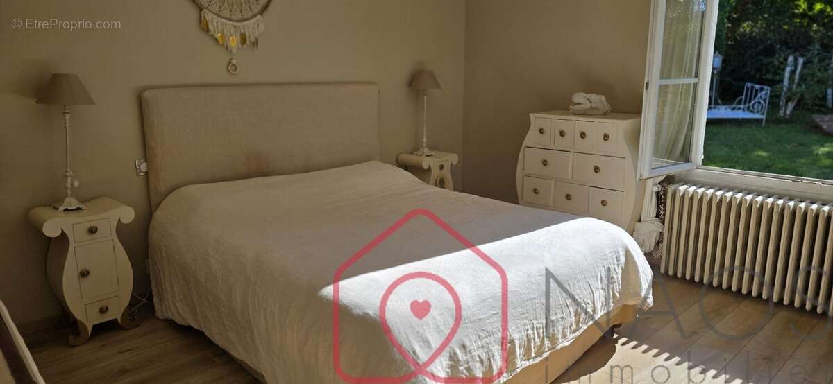 Maison à BUXEROLLES