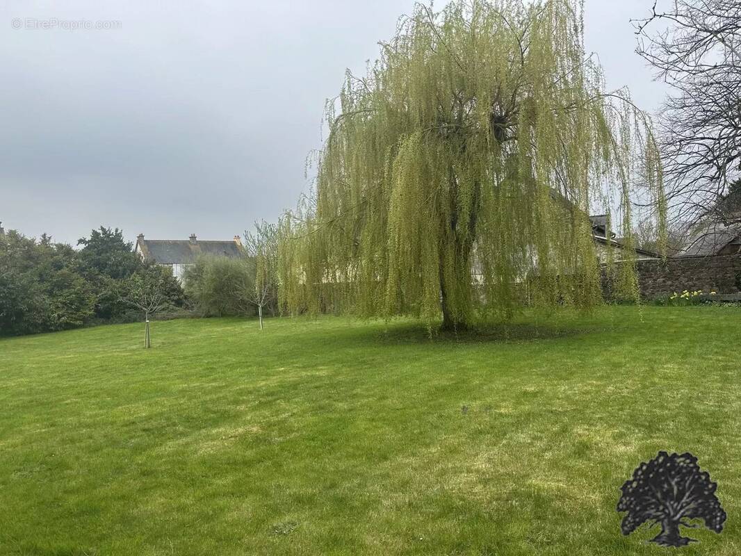 Maison à LE VIVIER-SUR-MER