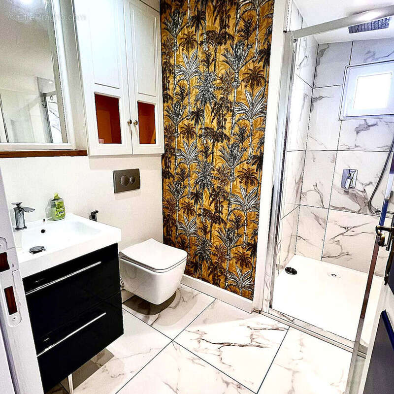 Maison à AMBARES-ET-LAGRAVE