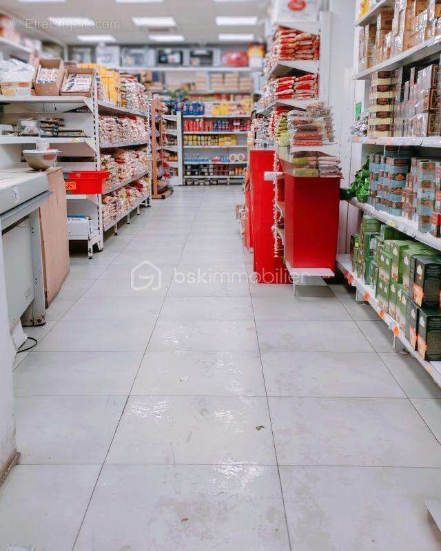 Commerce à LE KREMLIN-BICETRE