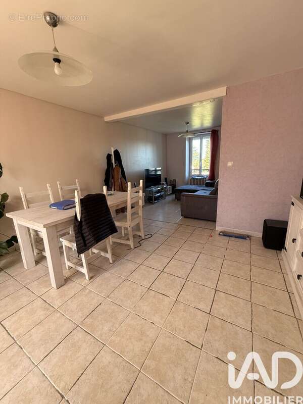 Photo 2 - Maison à BOURGES