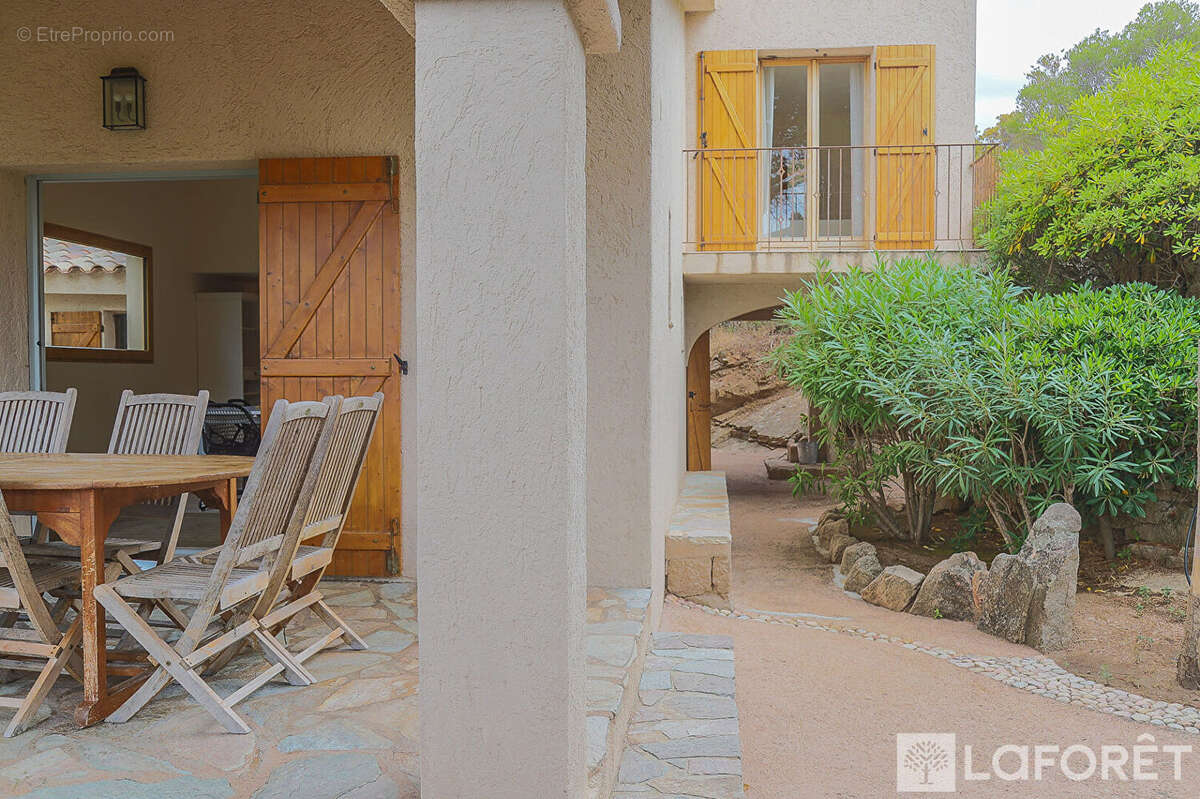 Maison à PORTO-VECCHIO