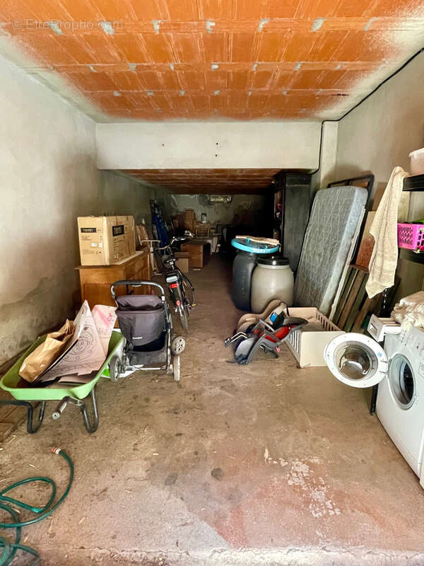 Maison à VILLENEUVE-DE-LA-RAHO