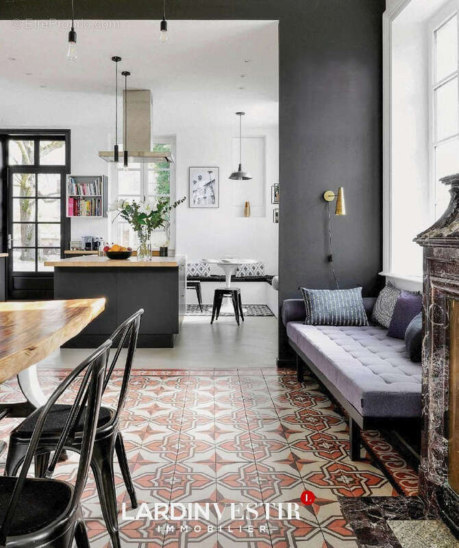 Maison à SAINT-GENIS-LAVAL