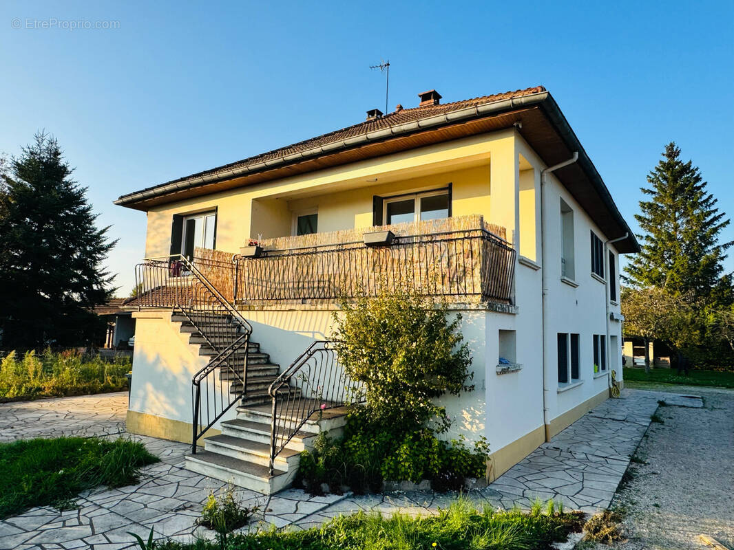 Maison à SAINT-GERMAIN-DU-BOIS