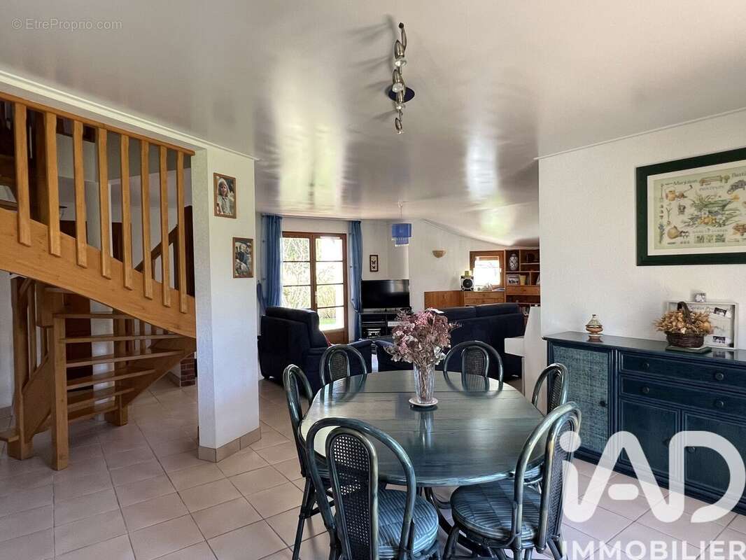 Photo 9 - Maison à PONT-SAINT-MARTIN