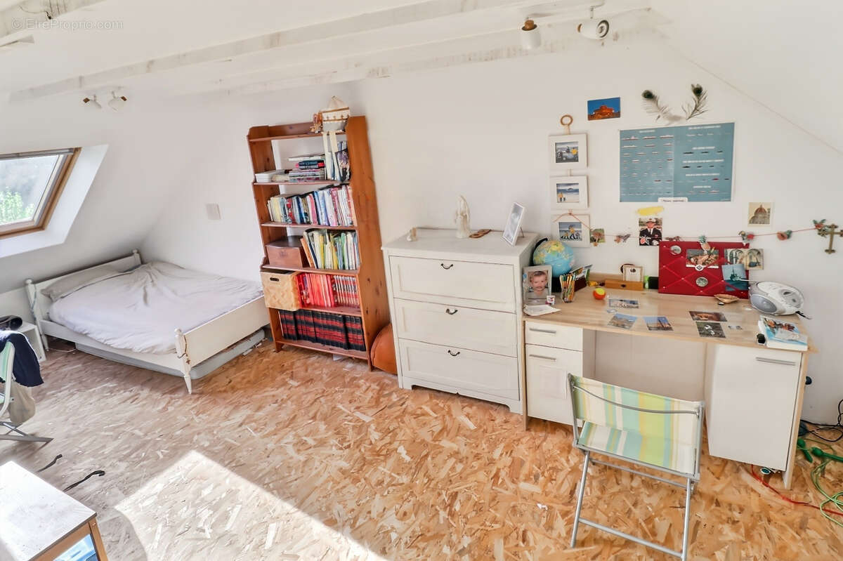 Maison à LE RELECQ-KERHUON