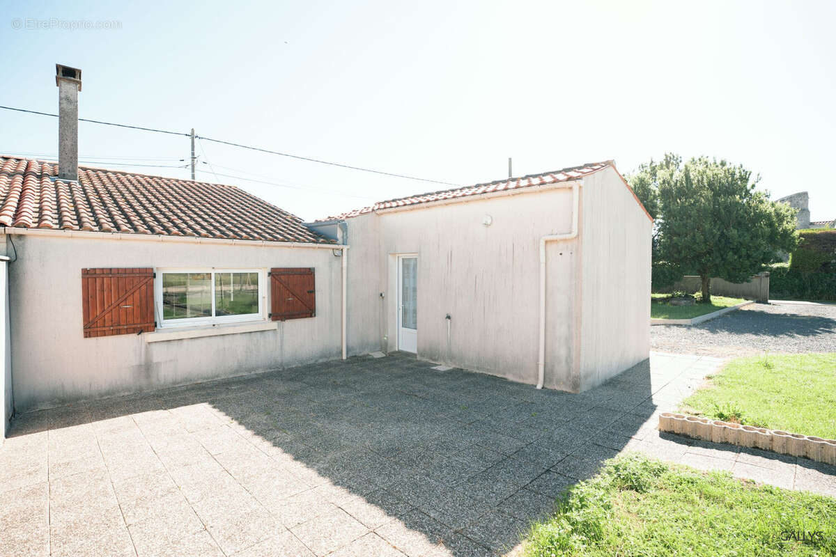 Maison à PORT-DES-BARQUES