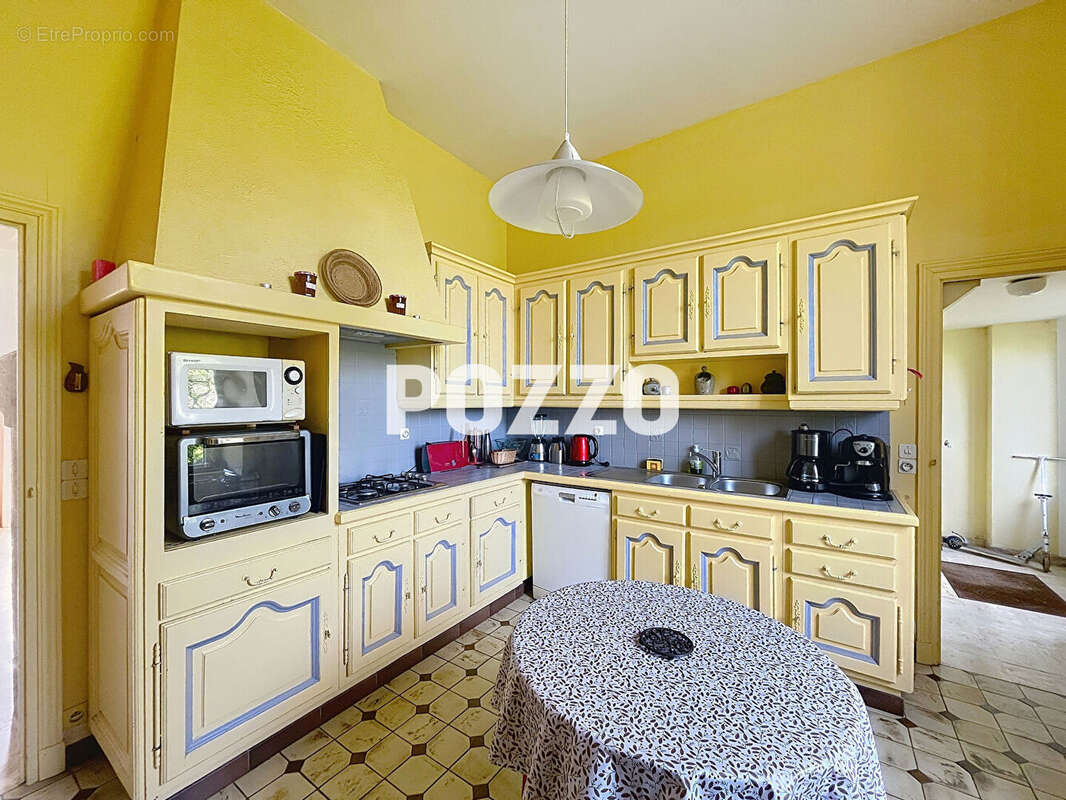 Maison à SAINT-JEAN-DES-CHAMPS