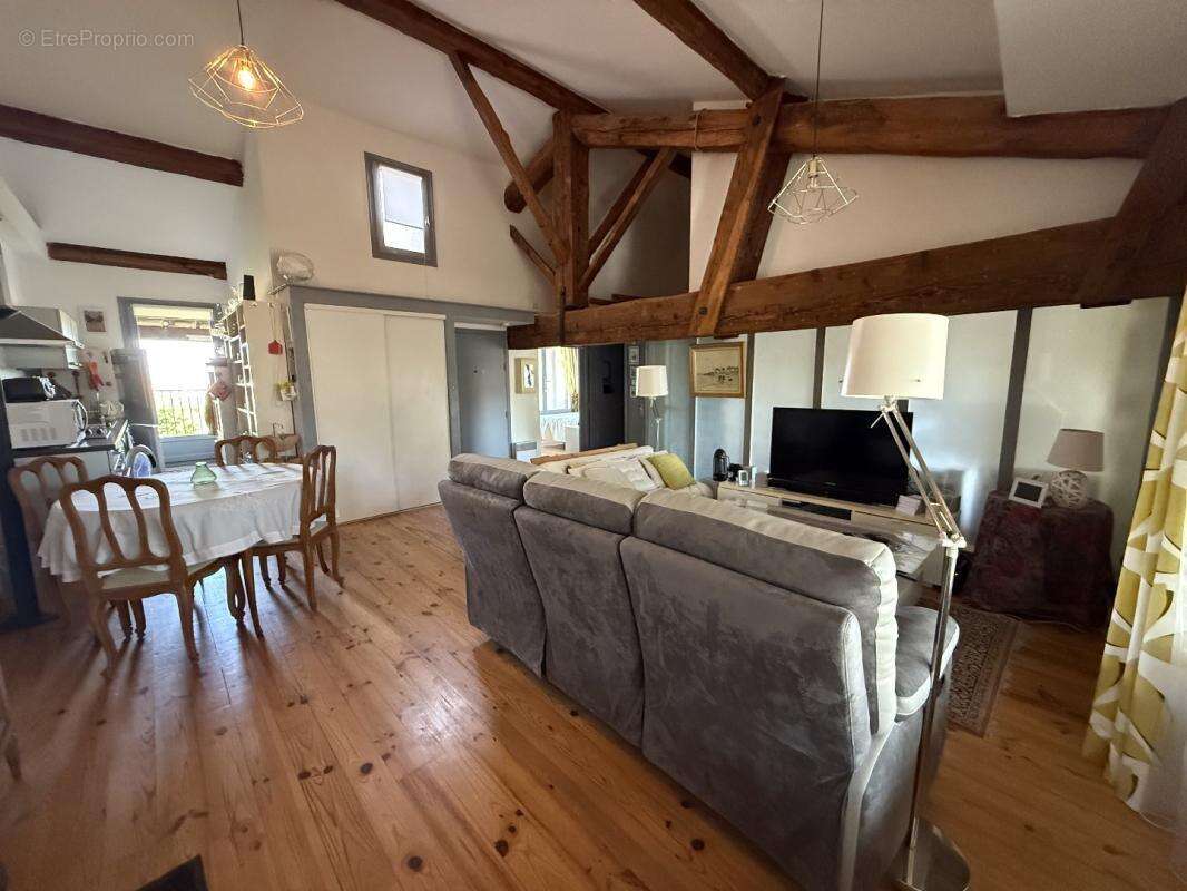 Appartement à CARCASSONNE