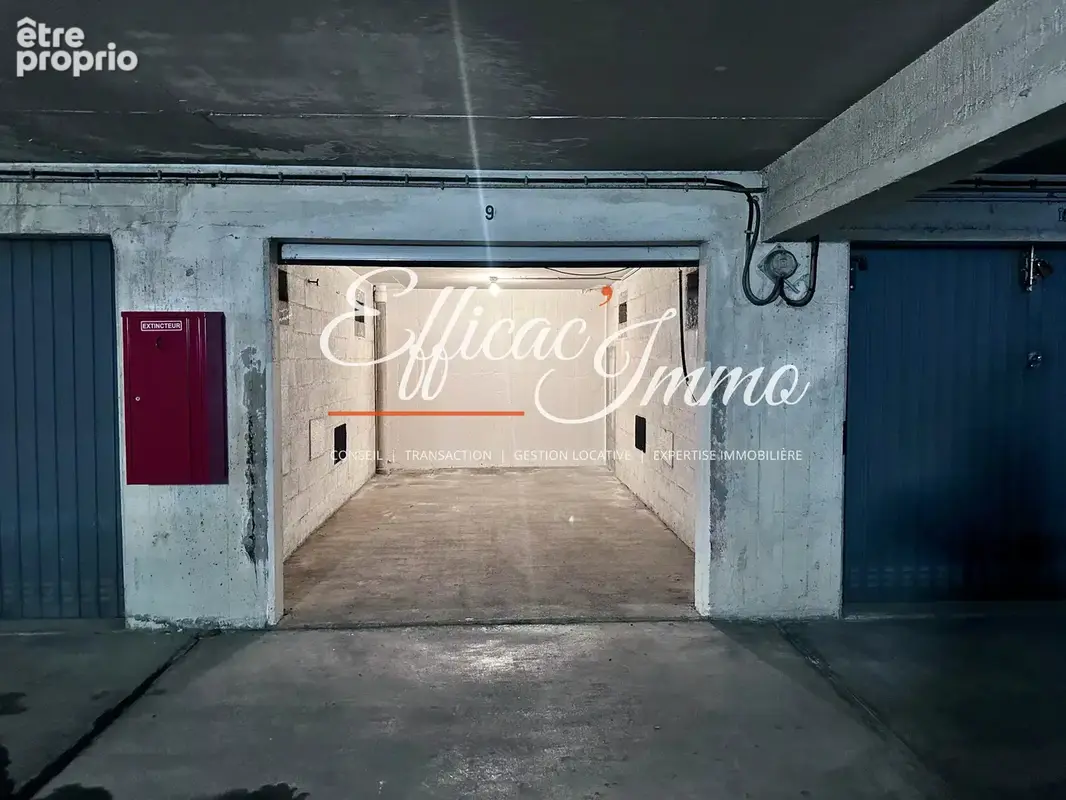 Garage en sous-sol - photo 2