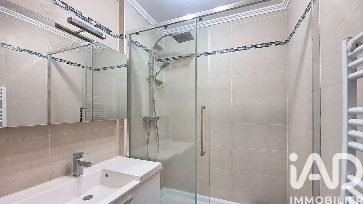 Photo 5 - Appartement à SAINT-DENIS