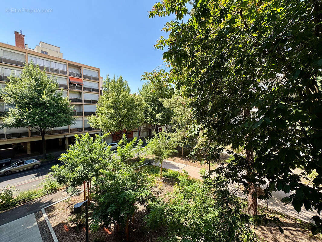 CLERMONT-FERRAND / Appartement à vendre quartier Les Salins de 84 M2 avec balcon ! - photo 14
