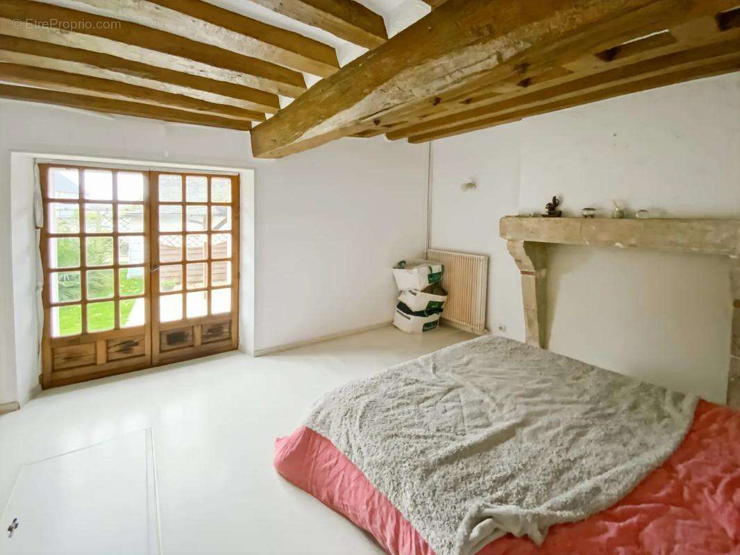 Maison à SAINT-CLOUD-EN-DUNOIS