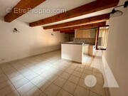 Appartement à LE MUY