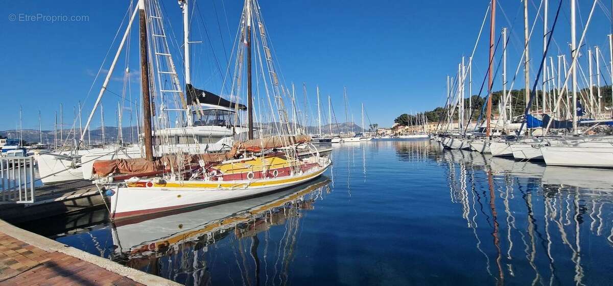 Appartement à SAINT-MANDRIER-SUR-MER