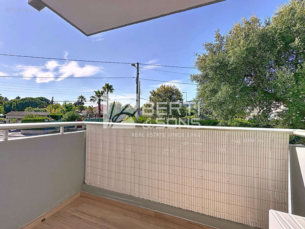 Appartement à MANDELIEU-LA-NAPOULE