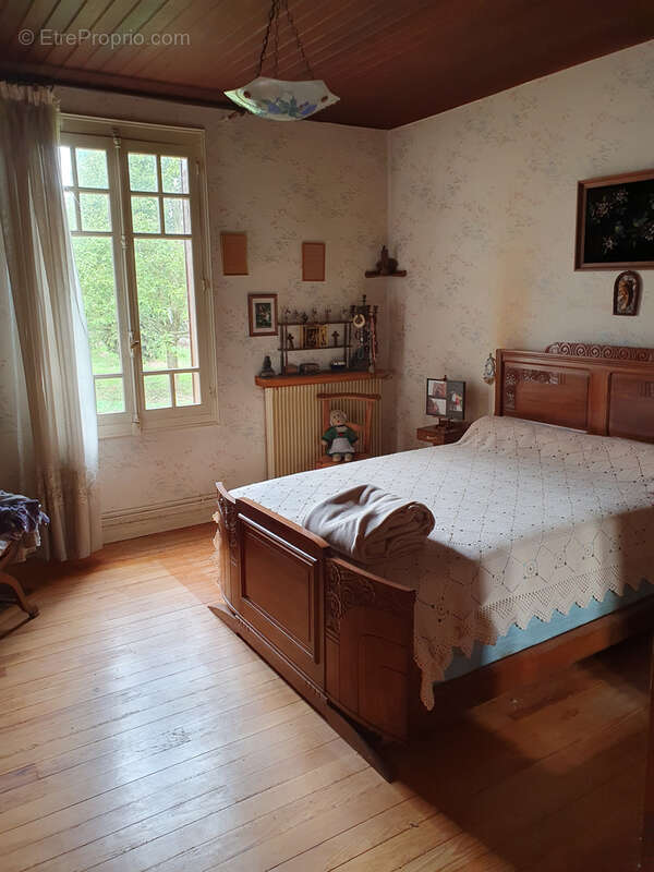 Maison à NEGREPELISSE