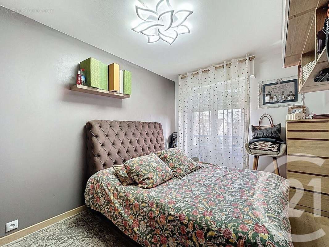 Photo 8 - Appartement à THIAIS