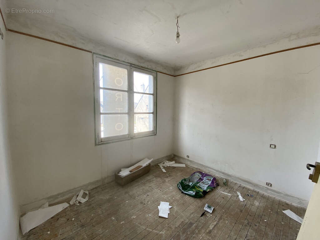 Appartement à TERRASSON-LAVILLEDIEU