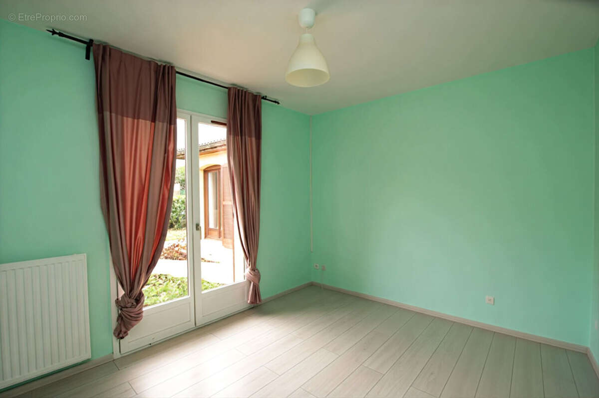Maison à MIONS