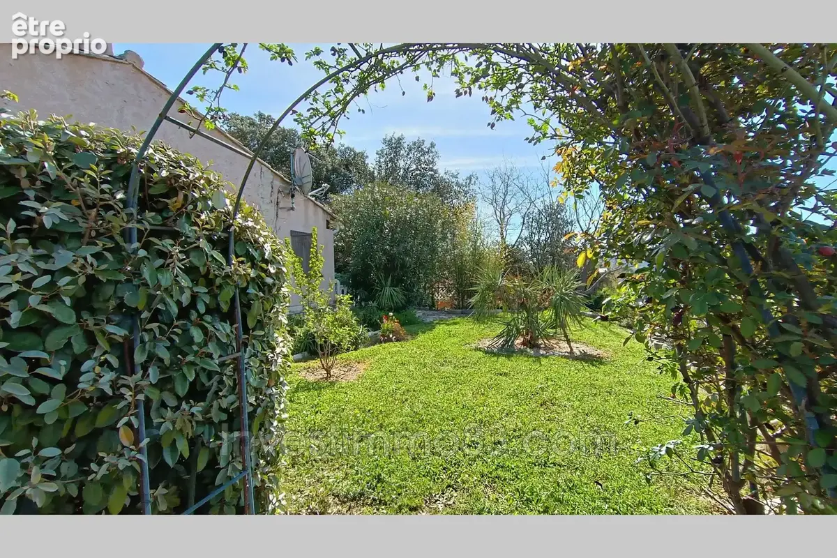 Maison 6 pièces 166 m² à vendre à Sainte-Anastasie-Sur-Issole (83136) - photo 6