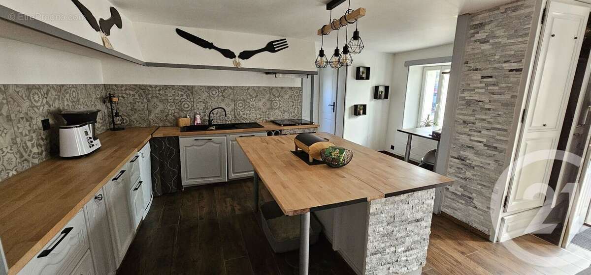 Maison à VITRAY-EN-BEAUCE