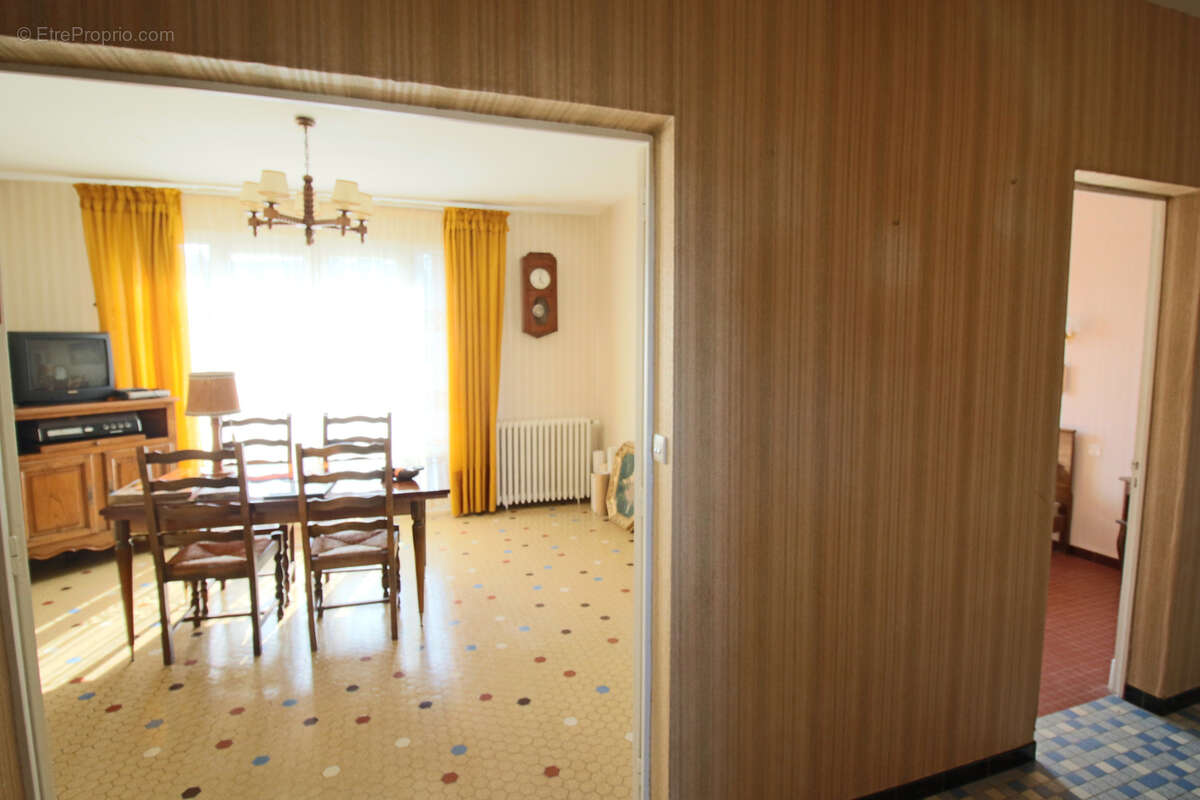 Maison à PUY-L'EVEQUE