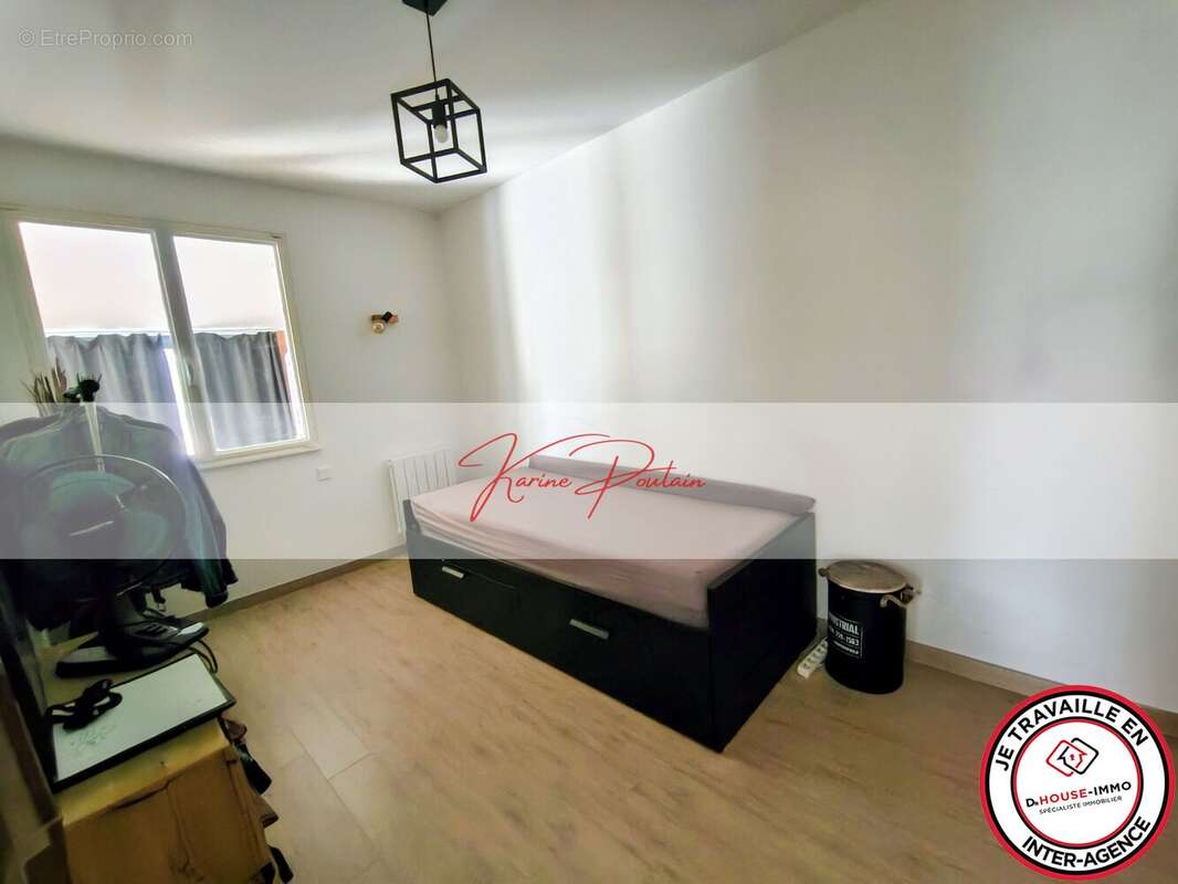 Maison à AMBARES-ET-LAGRAVE