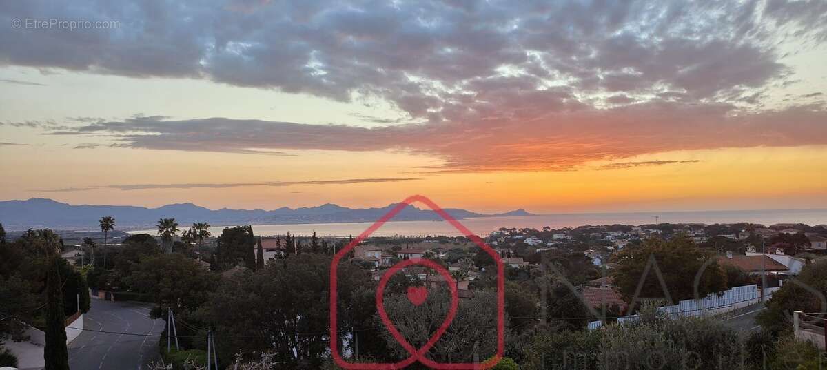 Maison à FREJUS