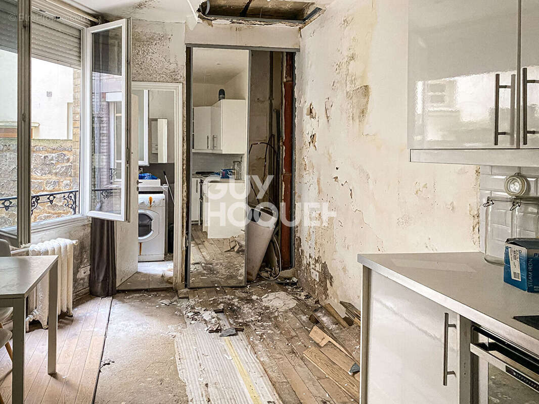 Appartement à PARIS-17E