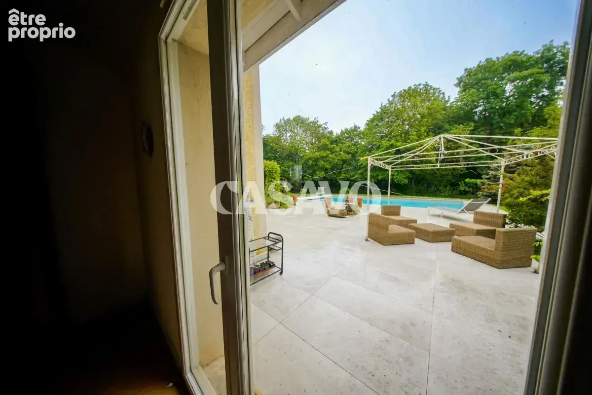 Vente Maison 7 pièces de 190m² - 38540 Heyrieux - photo 15