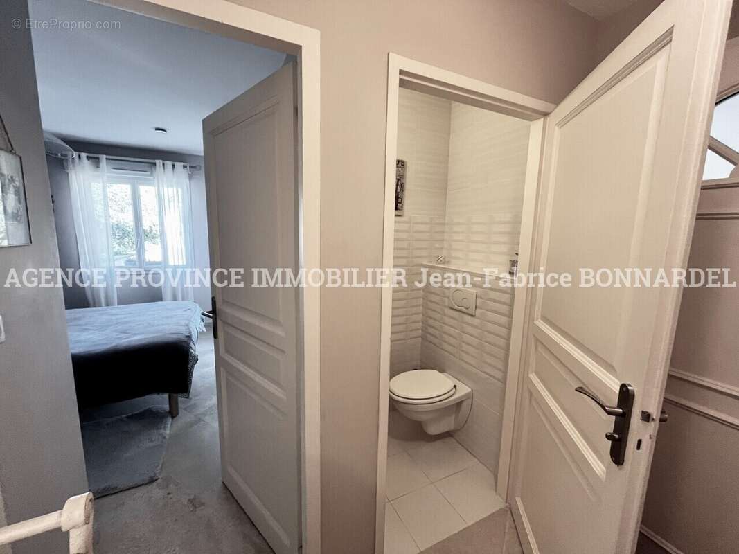 Maison à SUZE-LA-ROUSSE