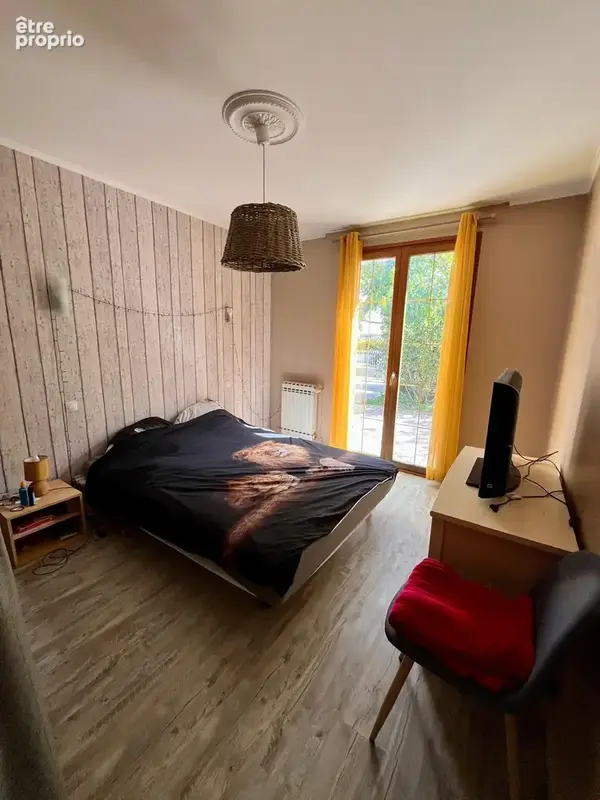 À découvrir : maison 5 pièces avec de beaux espaces extérieurs ! - photo 7
