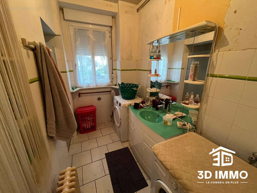 Appartement à AVESNES-SUR-HELPE