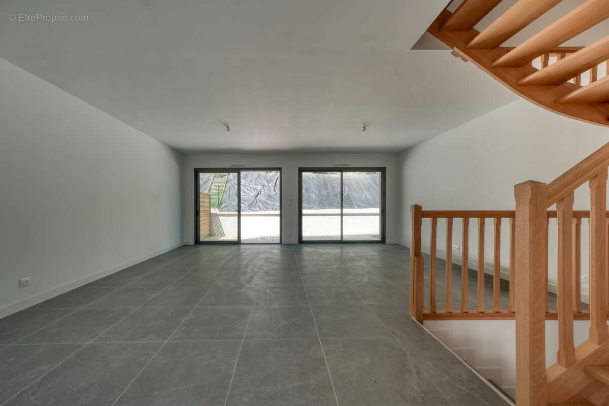 Maison à LIMOURS