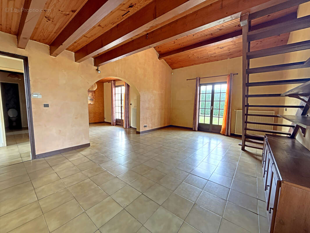 Maison à SAINT-GERMAIN-DU-PUCH