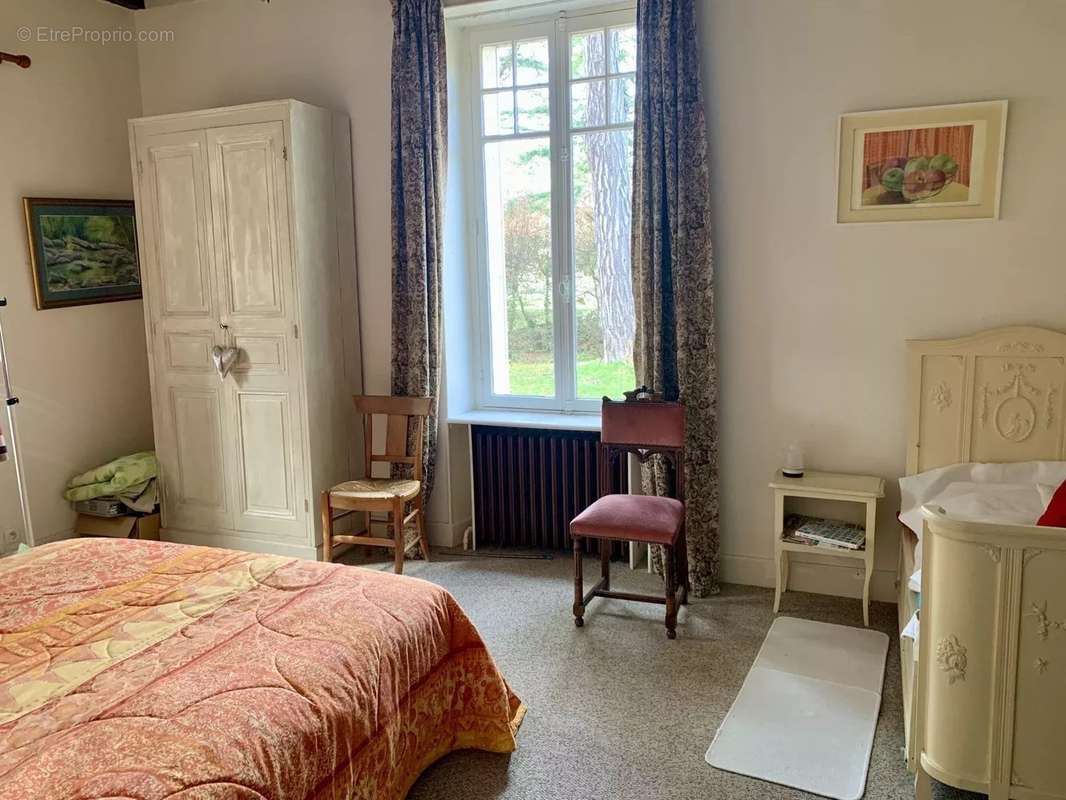 Maison à NEUVY-SAINT-SEPULCHRE