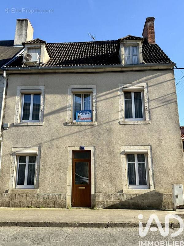 Photo 1 - Maison à SAINT-AMAND-MONTROND