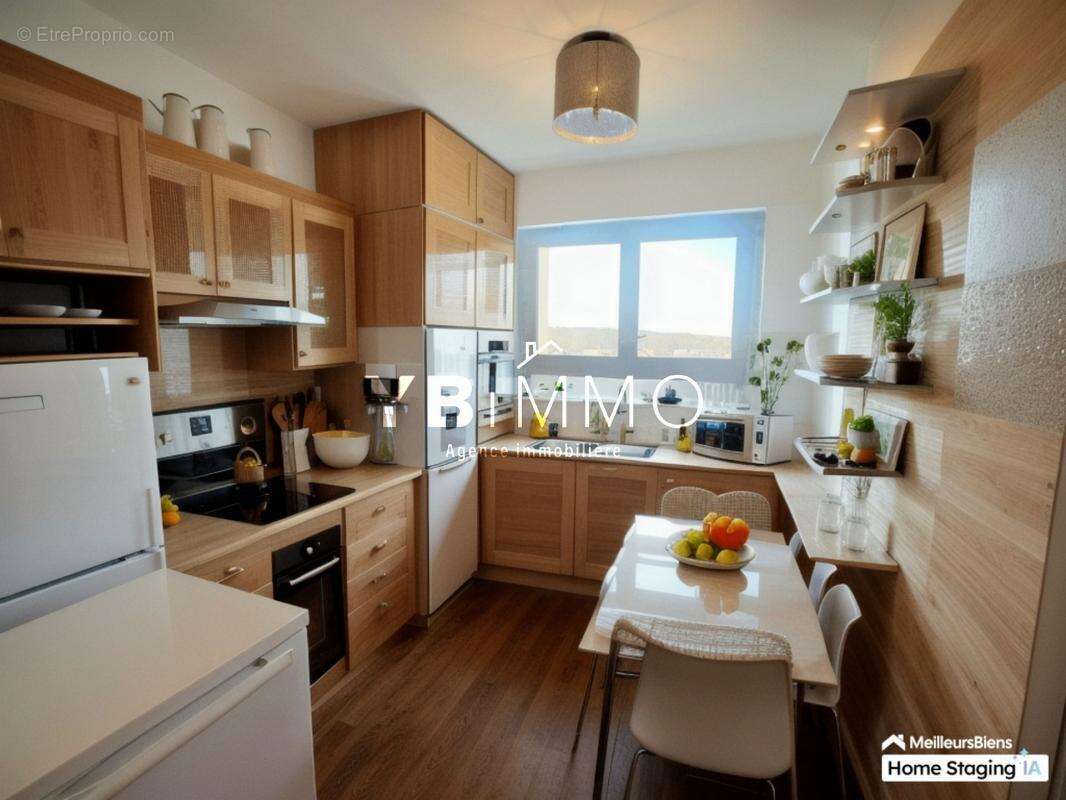 Appartement à LES CLAYES-SOUS-BOIS