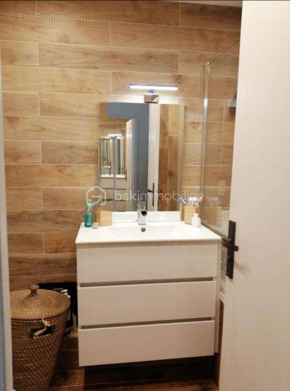 Appartement à LA CELLE-SAINT-CLOUD