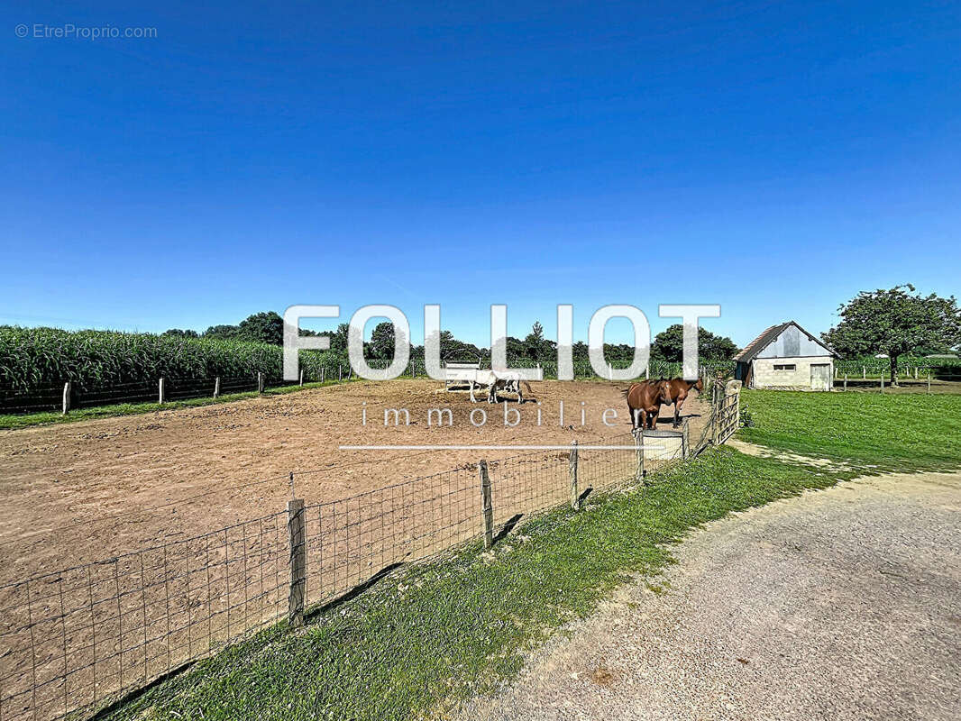 A VENDRE Maison à vendre 7 pièces à Le Grand Celland - photo 12