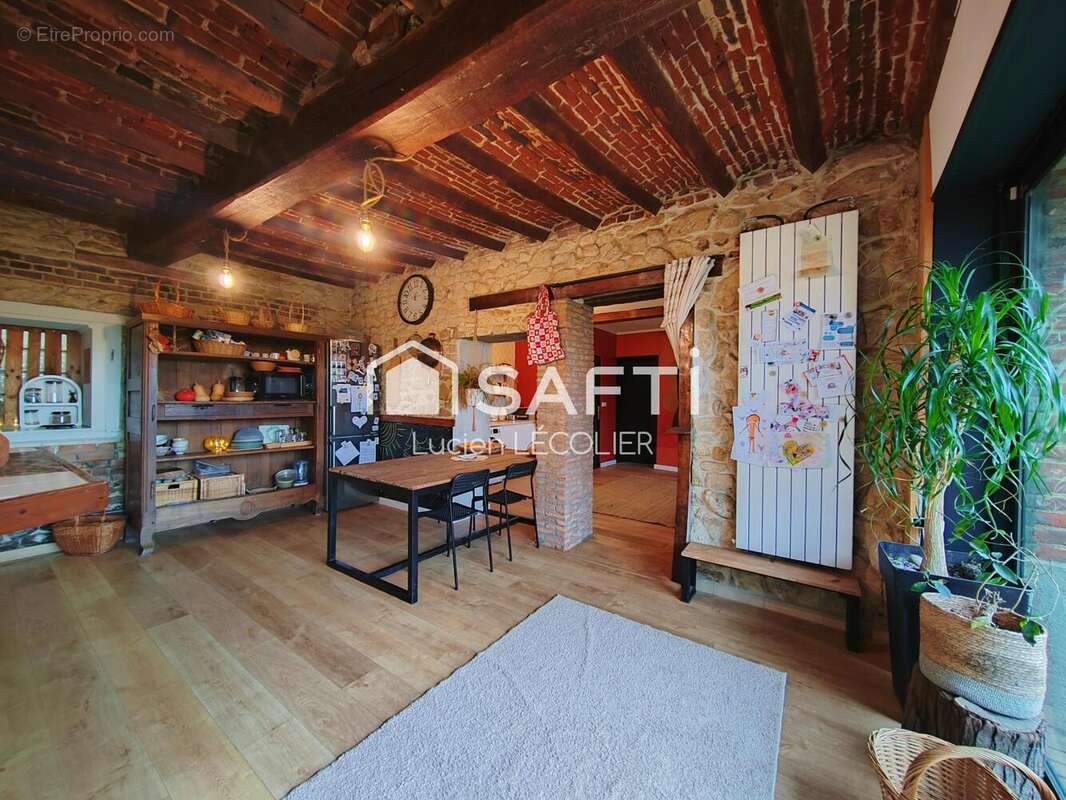 Photo 3 - Maison à VENDEGIES-SUR-ECAILLON