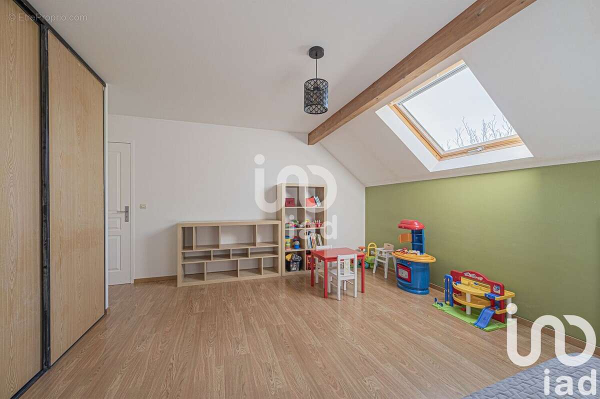 Photo 8 - Maison à MONTEVRAIN