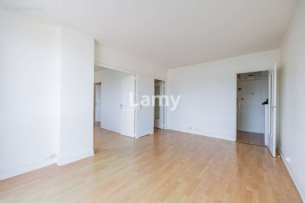 Appartement à SEVRES