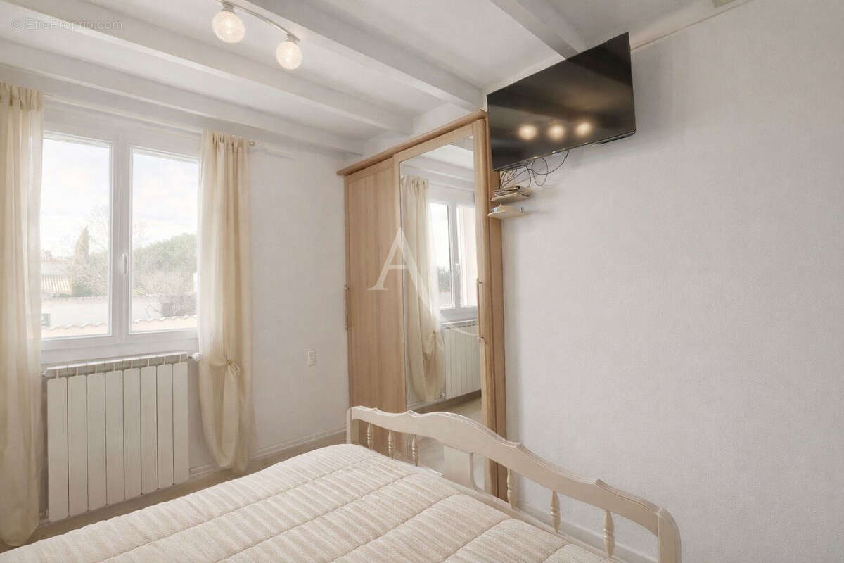 Maison à VINON-SUR-VERDON