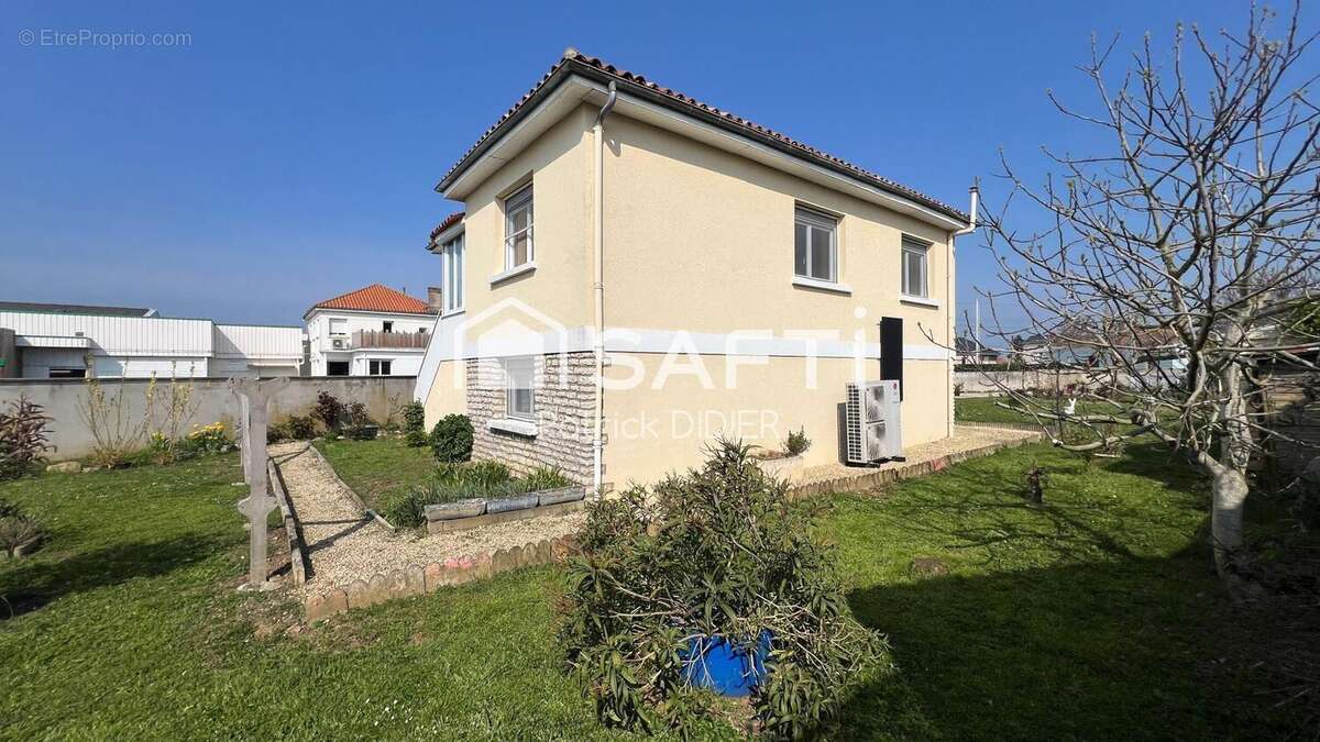 Photo 3 - Maison à THOUARS