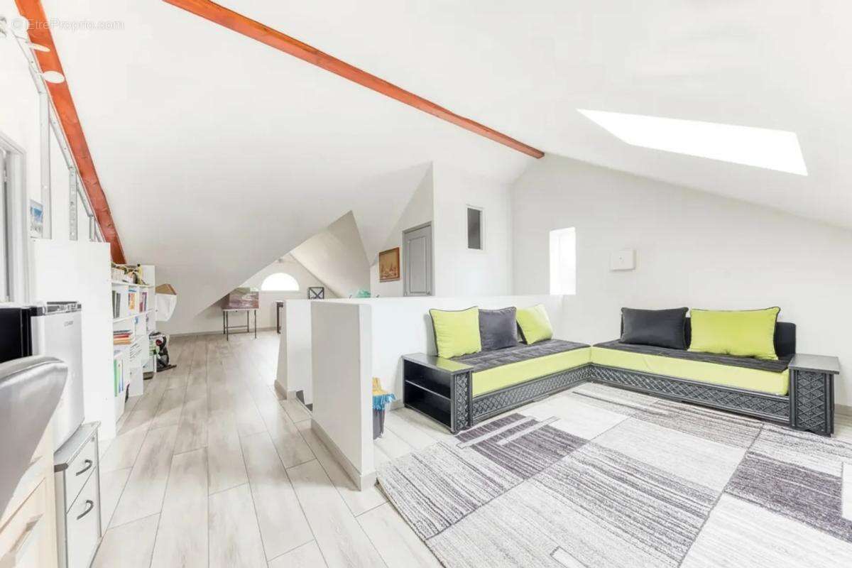 Maison à LIVERDY-EN-BRIE