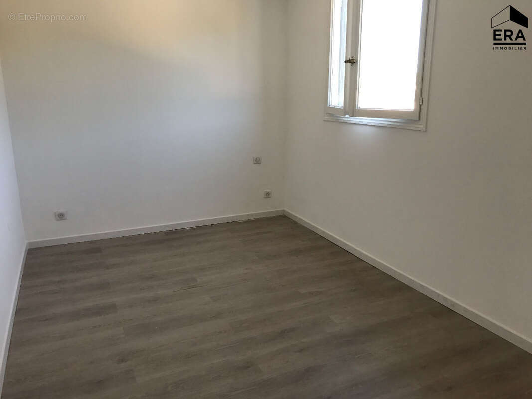 Appartement à VALLAURIS