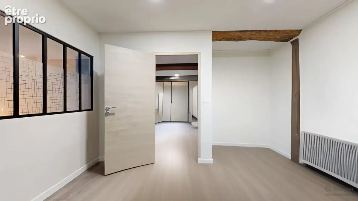 216 m2 en centre-ville d'Avranches Projet habitation ou professionnel - photo 3